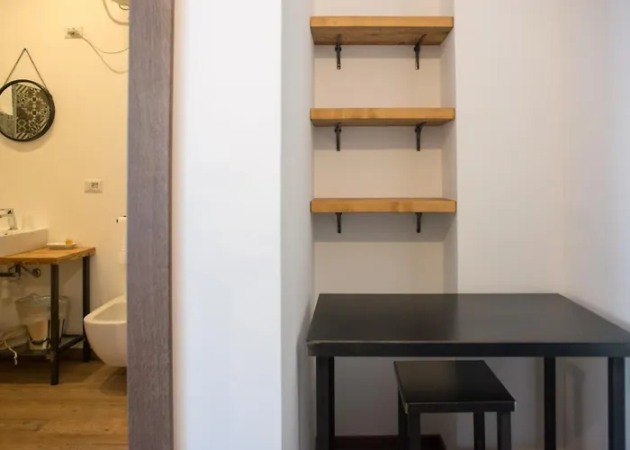 Officina Affittacamere 4*