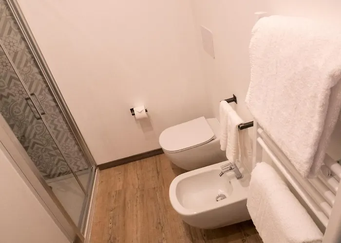 Affittacamere Officina 4*