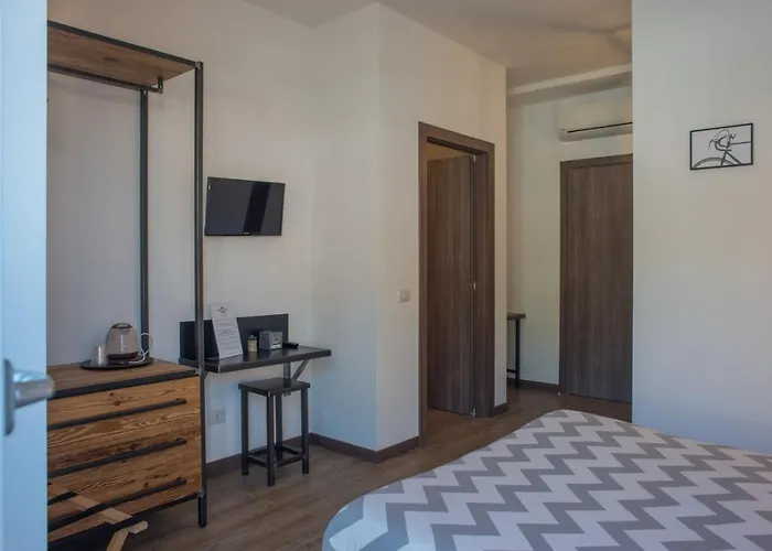 Affittacamere Officina 4*