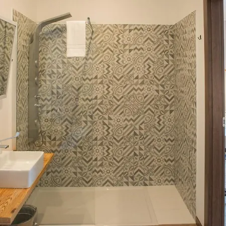 Officina Pensionat Como